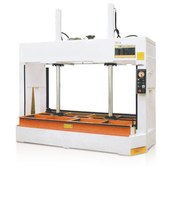 Hydraulic Cylinder 50T Cold Press Machine For Aluminum Board Wooden Door 1300mm